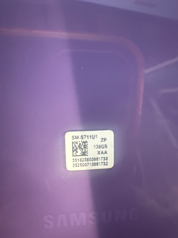 Photo 7 of Samsung Galaxy S23 FE 128GB in Purple (Unlocked)(SM-S711UZPAXAA)