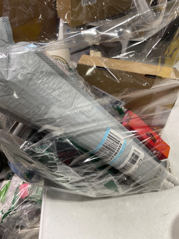 Photo 1 of 
MIXED VARIETY OF MYSTERY ITEMS

***AS IS / NO RETURNS -  FINAL SALE***
