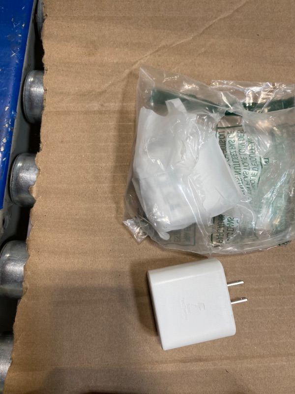 Photo 1 of ** DOES NOT INCLUDE CHARGING CORD ** Nfor 45W Samsung Charger Super Fast USB Type C Block PD PPS for Samsung Galaxy S24 S23 S22 Ultra Charger Plus S20 Tab S8 Plus Note 10 20 A53 A52 Z Fold Flip 4 6.6ft 5A Type-C  2Pack White 2Pack 45W White