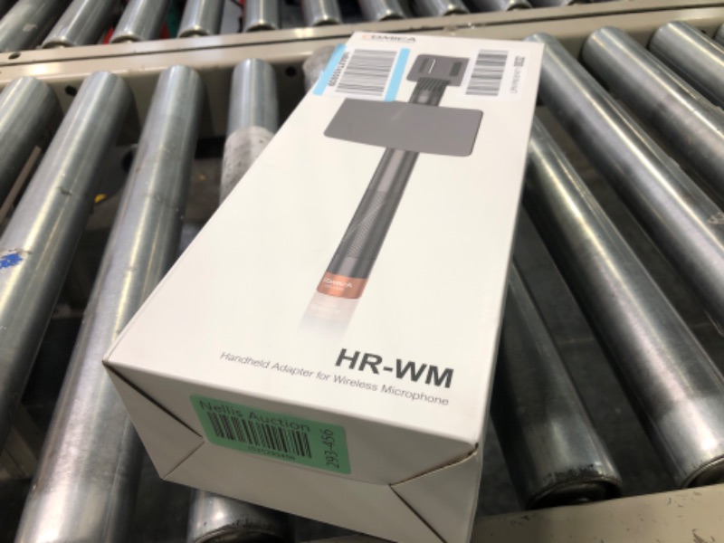 Photo 1 of comica HR-WM Interview Handheld Adapter for Rode Wireless GO ME/BoomX-D/D Pro/BoomX-U Wireless Lavalier Microphone, Mic Handle for News Report, TV Interview and Video Shooting, etc.(with Windscreen)
