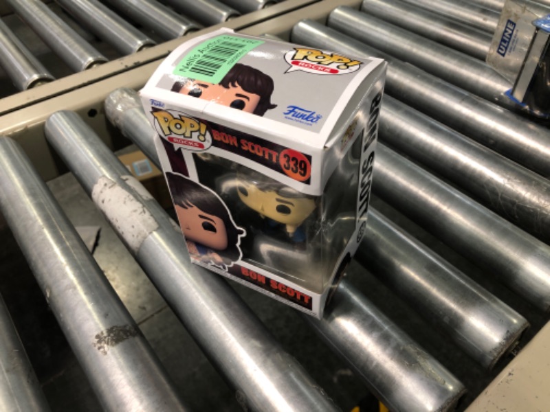 Photo 2 of Funko Pop! Rocks: AC/DC - Bon Scott