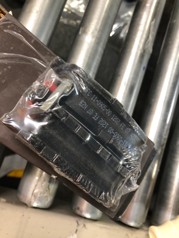 Photo 1 of Dynamic Friction Company 3000 Semi-Metallic Brake Pads 1311-0905-00-Rear Set