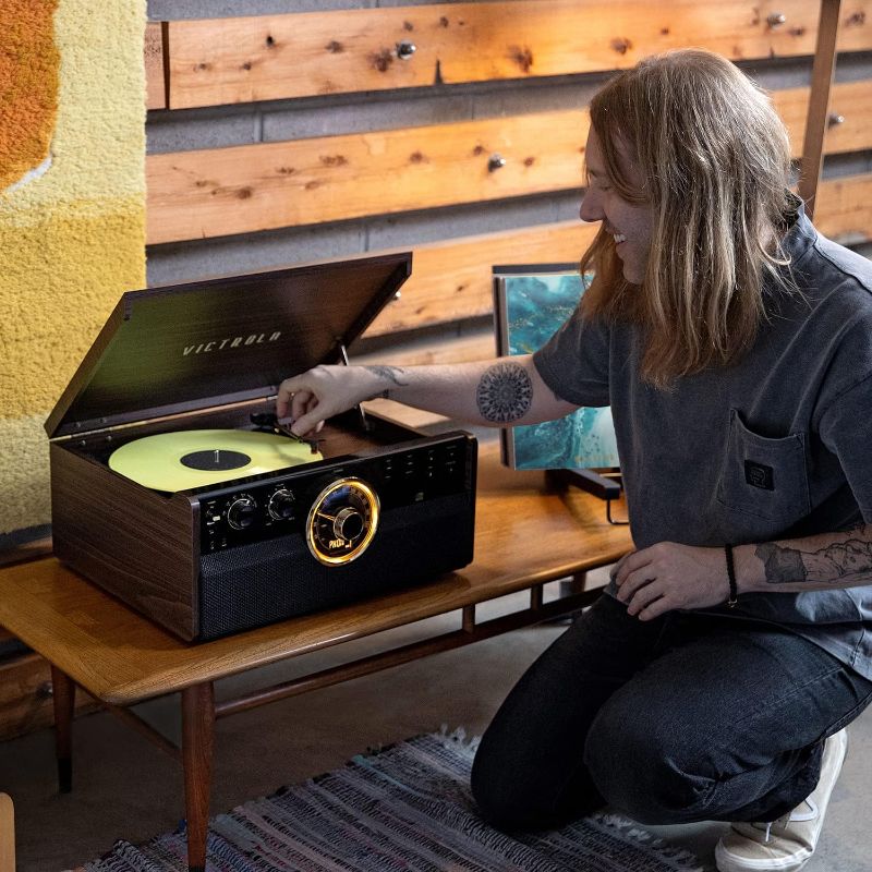 Photo 1 of *** NOT FUNCTIONAL**** SELLING AS PARTS*****
Victrola Metropolitan Mid Century 4-in-1 Bluetooth Record Player & Multimedia Center with Built-in Speakers - 3-Speed Turntable, AM/FM Radio, Wireless Music Streaming 