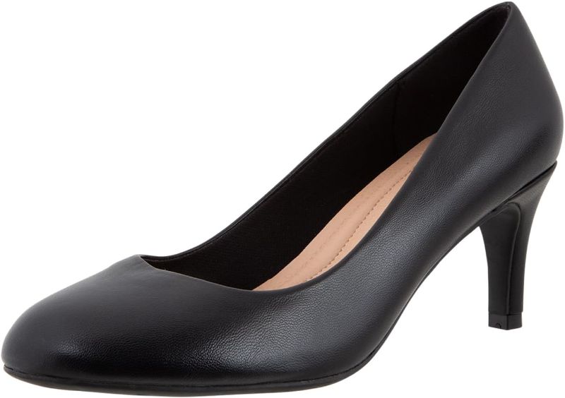 Photo 1 of Comfort Plus by Predictions Women's Karma Mid-Heel Round Toe Pump 