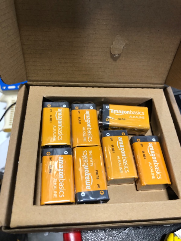 Photo 1 of Amazon Basics 8 Units Pack 9 Volt Performance All-Purpose Alkaline Batteries, 5-Year Shelf Life, Easy to Open Value Package 8 Count 9V Batteries