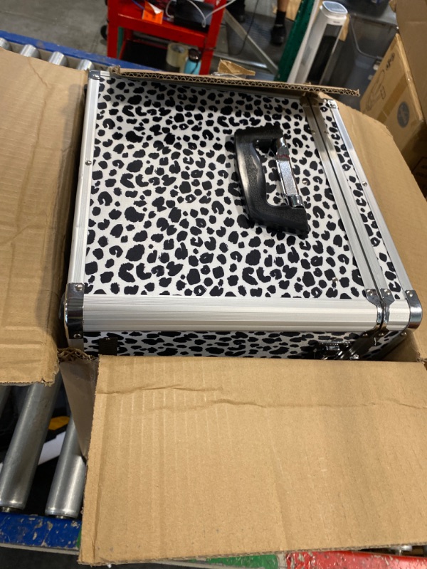 Photo 3 of Vaultz Locking File Storage Chest, Two-Handled, Letter/Legal File Storage, 17.5 x 14 x 12.5 Inches, Black and White Leopard (VZ03976) 17.5 x 14 x 12.5 Inch Black and White