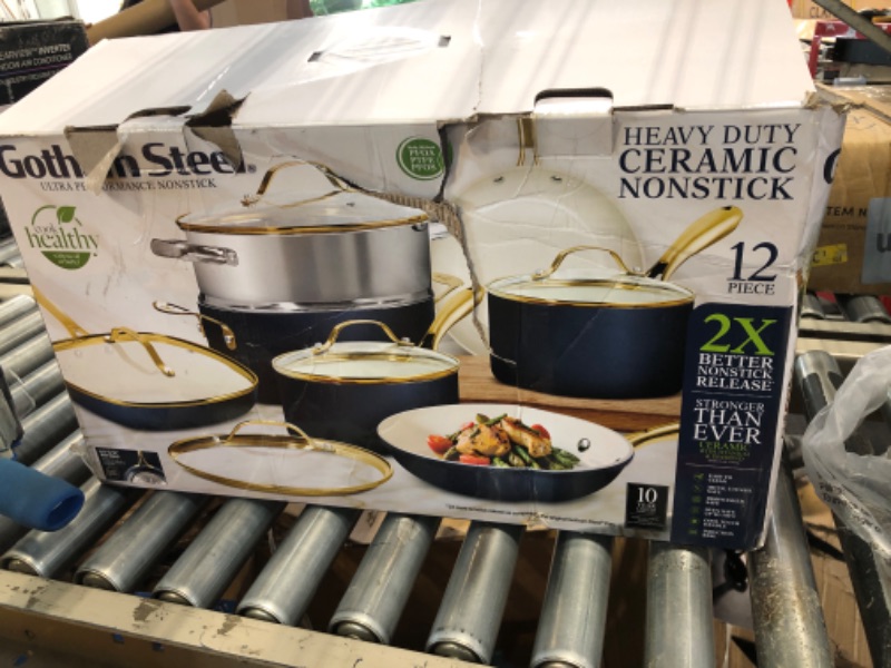 Photo 4 of ****ONLY 7 PCS*****Gotham Steel 7Pc Ceramic Pots and Pans Set Non Stick, Kitchen Cookware Sets, Pot and Pan Set, Ceramic Cookware Set, Non Toxic Cookware Set, Non Stick Pots and Pan Set, Dishwasher Safe - Cream Navy… 7 Pc Cookware Set