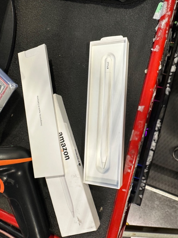 Photo 1 of Apple Pencil (USB-C) 