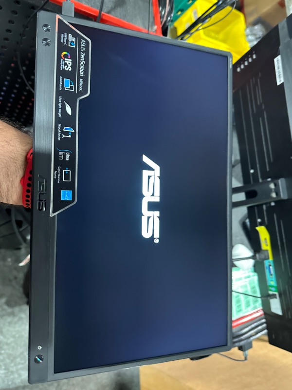 Photo 6 of ASUS Zen Screen 15.6” 1080P Portable Monitor (MB166C) - Full HD, IPS, USB Type-C External Monitor, USB-Powered, Flicker Free, Anti-Glare Surface, Ultra Slim Travel Monitor For Laptop & Macbook 15.6" IPS FHD USB Type-C Tripod Mountable