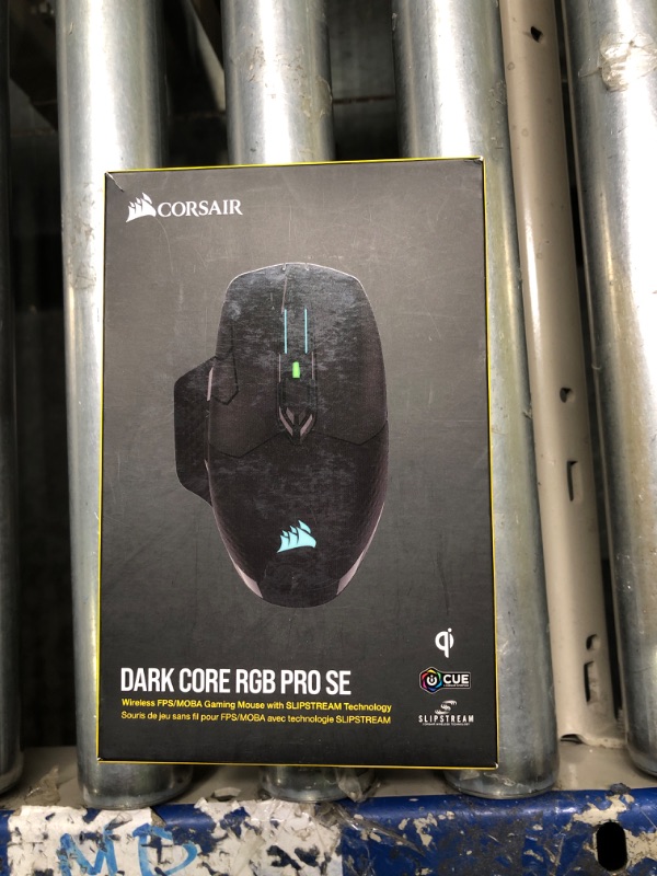 Photo 2 of Corsair Dark Core RGB Pro SE, FPS/MOBA Gaming Mouse with SLIPSTREAM Technology, Black, Backlit RGB LED, 18000 DPI, Optical, Qi wireless charging certified Qi Wireless Charging Gaming Mouse