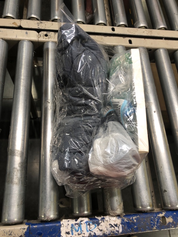 Photo 1 of  **BUNDLED BAG OF ITEMS - NO RETURNS - FINALE SALE**