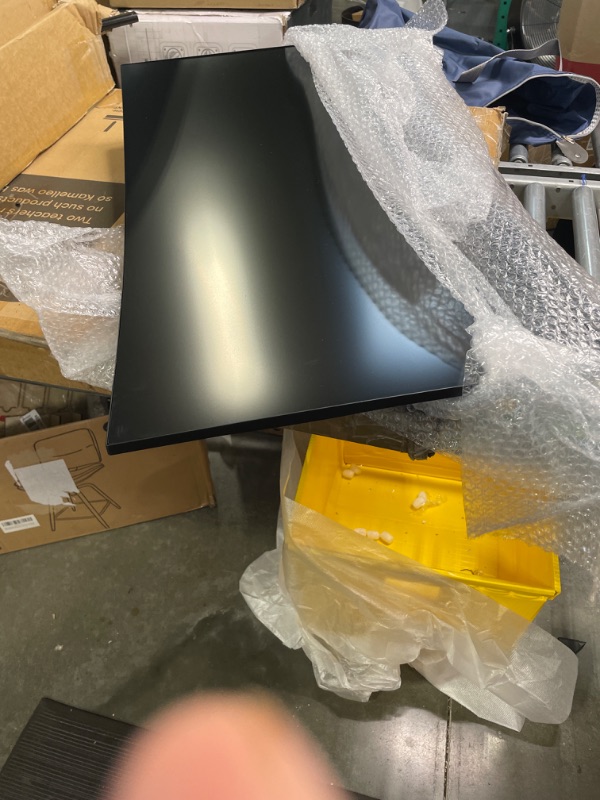 Photo 1 of ASUS TUF Gaming 32" 1440P HDR Curved Monitor (VG32VQ1B) - QHD (2560 x 1440), 165Hz (Supports 144Hz), 1ms, Extreme Low Motion Blur, Speaker, FreeSync Premium, VESA Mountable, DisplayPort, HDMI,BLACK
