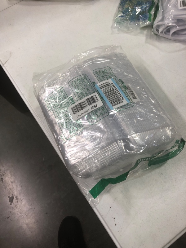 Photo 1 of 200 Pcs Transparent Cake Slice Plastic Containers with Lids 5 Inches Hinged Lid Cheese cake Container, for Take Out Packaging, Bakery and Cafe.