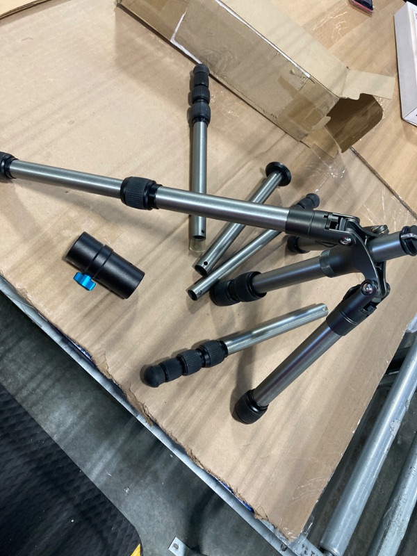 Photo 3 of **** SELLING AS PARTS*****
Fiber Mini Tripod, Desktop Tabletop Stand Compact Tripod for Smooth 4, Osmo Mobile, Vimble 2, Gimbal Handle Grip Stabilizer and All Cameras 