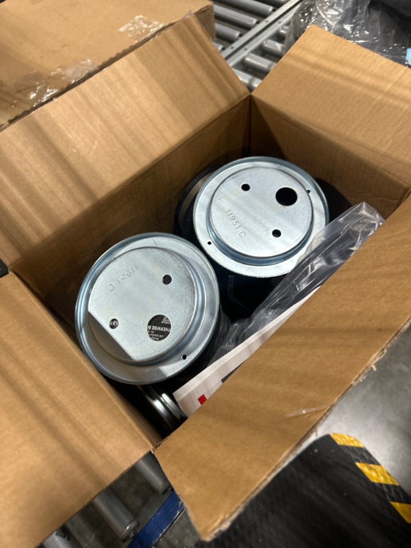 Photo 1 of Air Lift 57286 LoadLifter 5000 Air Suspension Kit