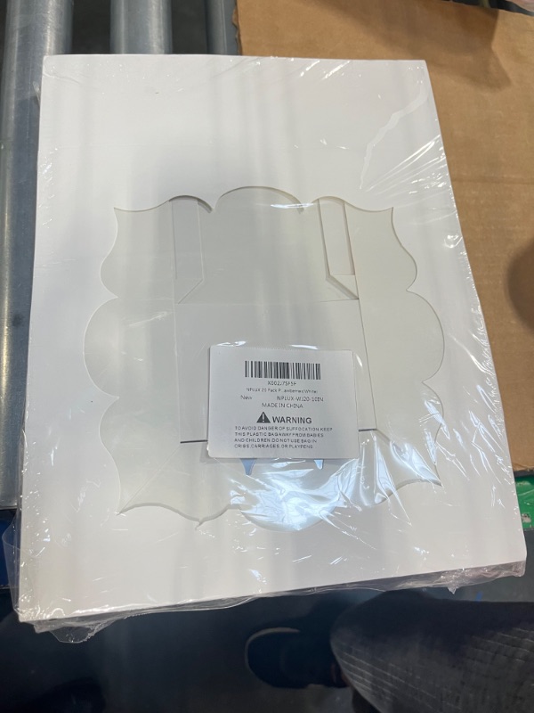 Photo 1 of 20 Pack Pie Boxes 10x10x3inch Bakery Boxes with Window Pastry Boxes for Pies,Cheesecake and Chocolate Strawberries(White) White 20