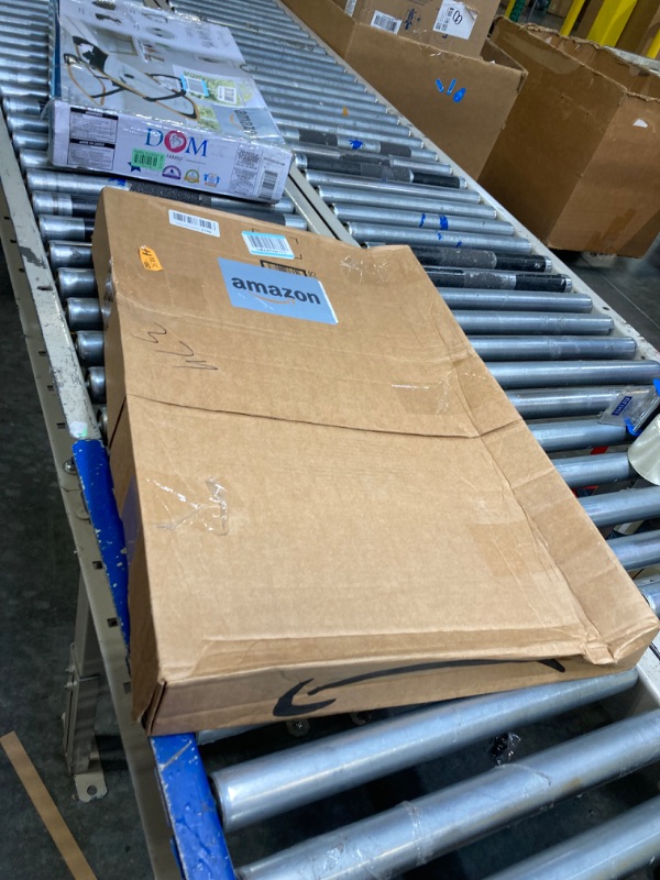 Photo 1 of NEWBRAUG 18'' × 24'' Perfect Self Healing Cutting Mat, Non-Slip Gridded Rotary Cutting Board, Necessary for Quilting, Sewing, Craft, Fabric & Scrapbooking(Green/Black) A2:18x24 inches