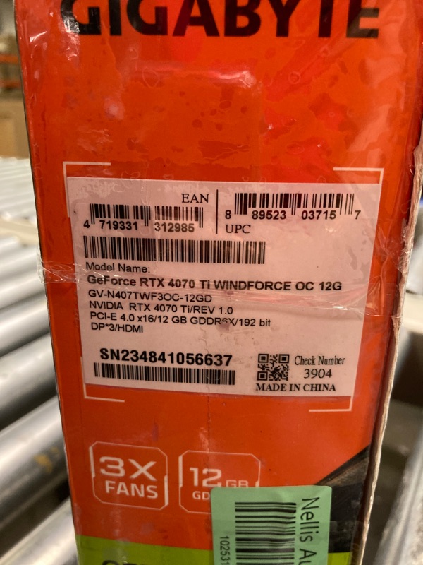 Photo 5 of GIGABYTE GeForce RTX 4070 Ti WINDFORCE OC 12G Graphics Card, 3X WINDFORCE Fans, 12GB 192-bit GDDR6X, GV-N407TWF3OC-12GD Video Card