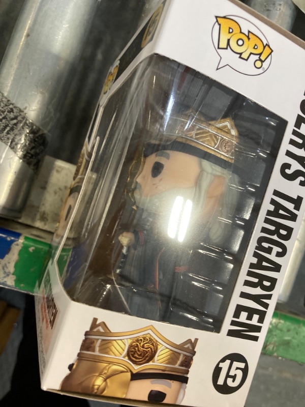 Photo 3 of Funko Pop! TV: House of The Dragon - Viserys Targaryen with Chase (Styles May Vary)