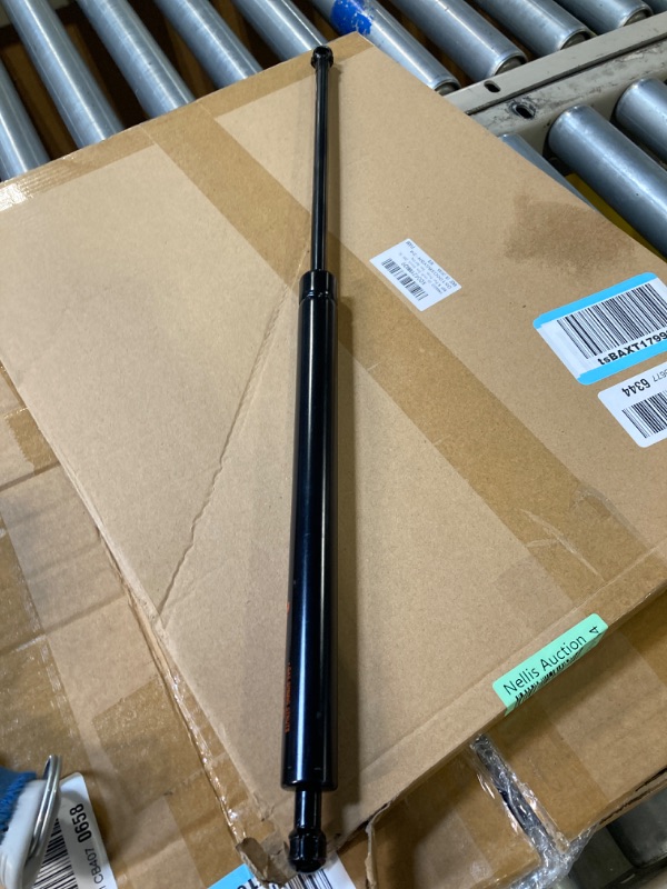 Photo 2 of ****ONLY 1**** 
PAMAGOO 20 inch Gas Strut 200 lb 889 N Per Prop, Gas Spring Shock Lift for Heavy Duty Bed Window Floor Hatch Door Trap Door Tonneau Cover(2 Pack Fit 185-215 lbs Weights) 200 lbs