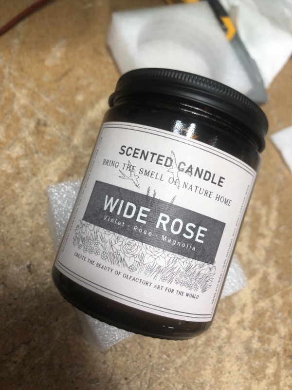 Photo 1 of 100% soy scented candle