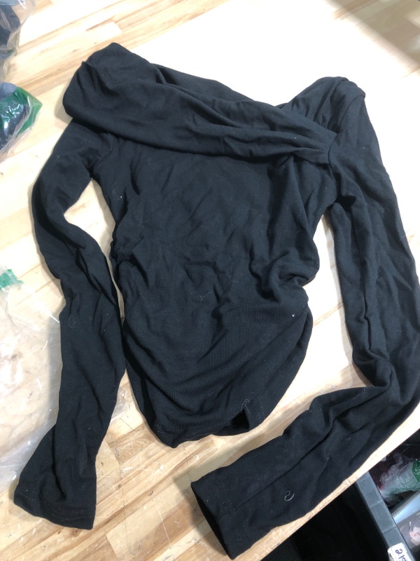 Photo 1 of Black off the shoulder shirt size xs