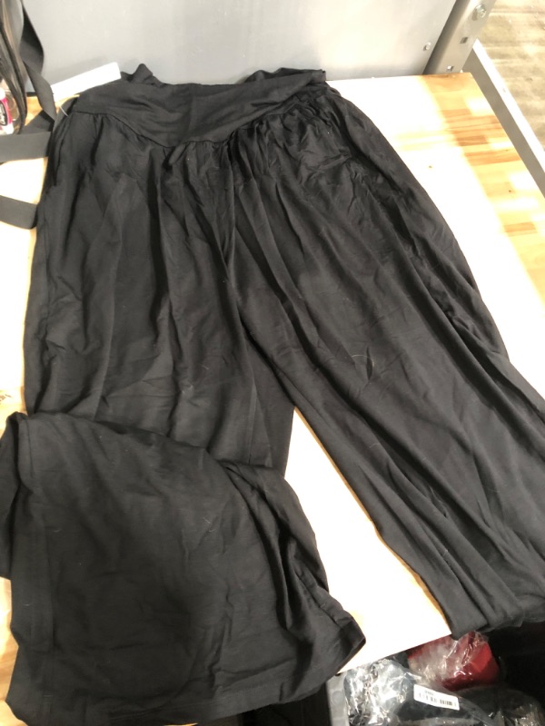 Photo 1 of Black loose pants size 2xl