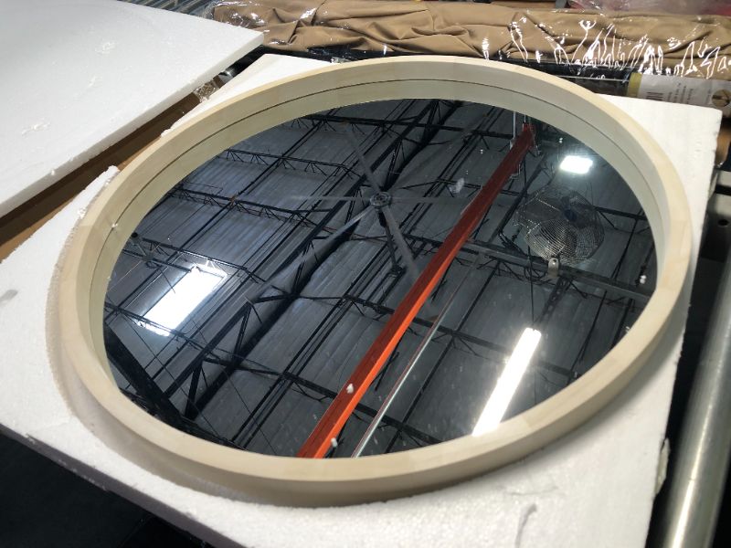 Photo 2 of ***USED - SCRATCHED - SEE PICTURES***
HDYYGY Round Wood Mirror 30 Inch Farmhouse Wall Mirror Wooden Framed Circle Mirror for Bathroom 30inchx30inch Natural Wood 30''*30''