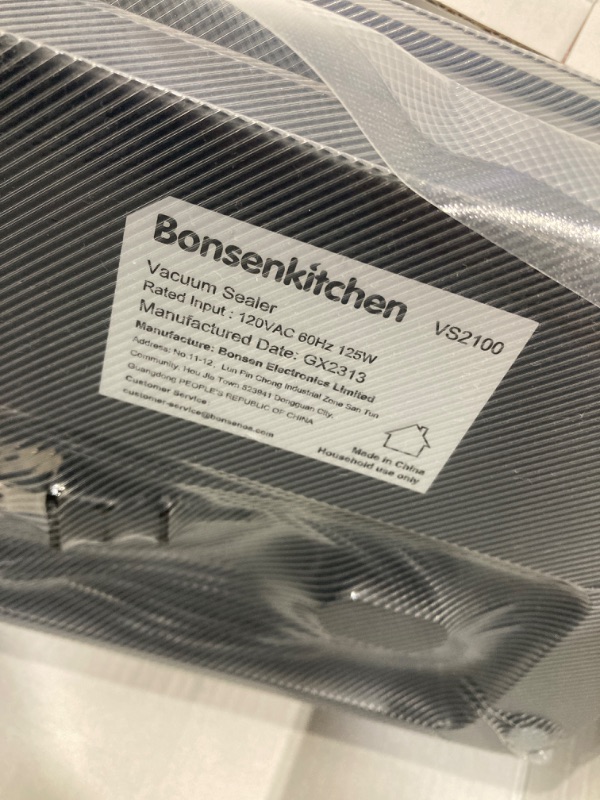 Photo 2 of (READ FULL POST) Mesliese Vacuum Sealer Machine Powerful 90Kpa Precision 6-in-1 Compact Vacuum Food Preservation System Built-in Cutter, Include 2 Bag Rolls & 5 Pre-cut Bags, Widened 12mm Sealing Strip, Dry&Moist Modes Smart Suction, ETL Listed (Silver)