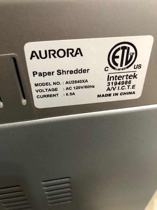 Photo 3 of **DOES NOT POWER ON**Aurora Commercial Grade Heavy Duty 25-Sheet Crosscut Paper and CD/Credit Card Shredder/ 60 Minutes/Security Level P-4
