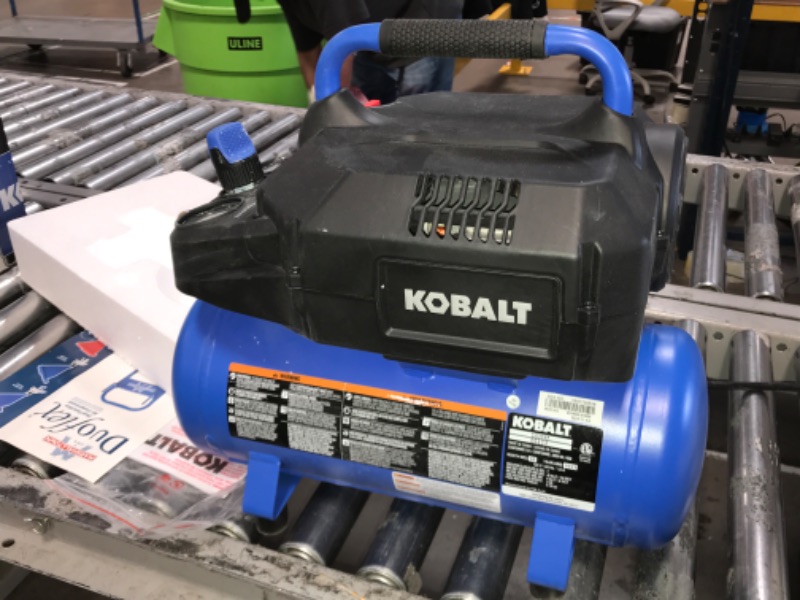 Photo 2 of Kobalt 3-Gallon Portable 150-PSI Electric Hot Dog Air Compressor