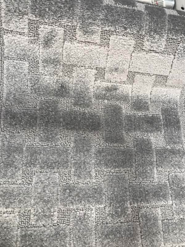 Photo 1 of 2x10FT RUG RUNNER LIGHT GREY WITH SQUARE PATTERN 