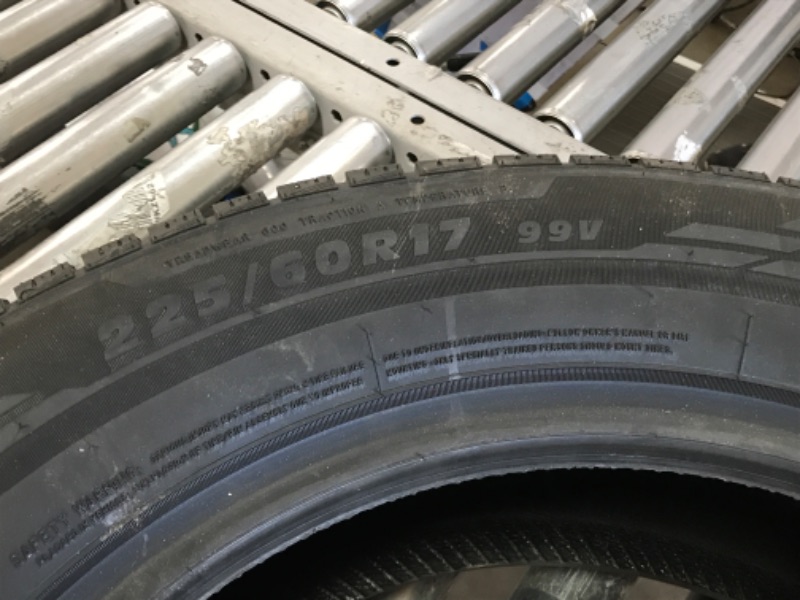Photo 1 of 225/60R17 CROSSMAX SUV CHTS-1 99V 600AB ***60K**+ROAD HAZARD