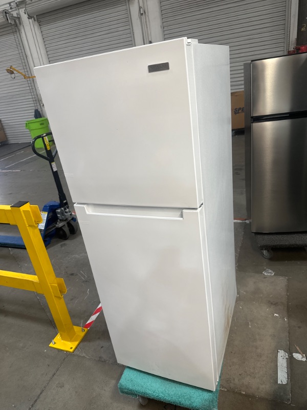 Photo 1 of 10.1 cu. ft. Top Freezer Refrigerator in White
