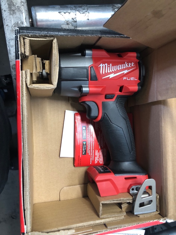 Photo 2 of **SEE NOTES**Milwaukee 2962-20 M18 18V Fuel 1/2" Mid-torque Impact Wrench with Friction Ring