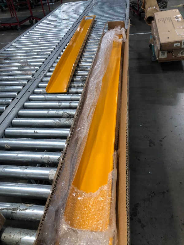 Photo 2 of VEVOR Forklift Extensions, 72 Inch Fork Extensions 4.5 Inch Width, Heavy Duty Fork Extensions for Forklifts, 1 Pair Forklift Extensions for Forklift Truck, Yellow 72 x 4.5 Inch