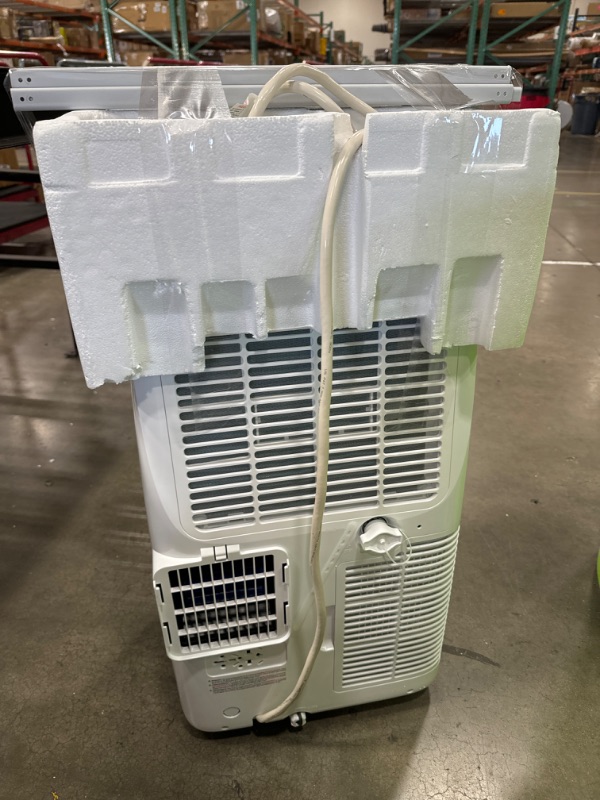 Photo 1 of **SEE NOTES** BLACK+DECKER BPACT14WT 7 700 BTU SACC/CEC (14 000 BTU ASHRAE) Portable Air Conditioner for Rooms up to 700 Sq. Ft.