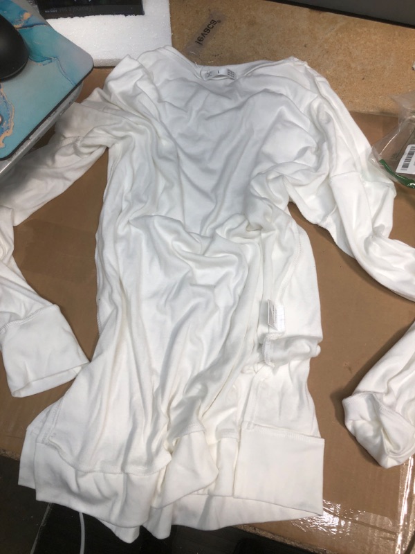 Photo 1 of LARGE WHIT SHIRT
