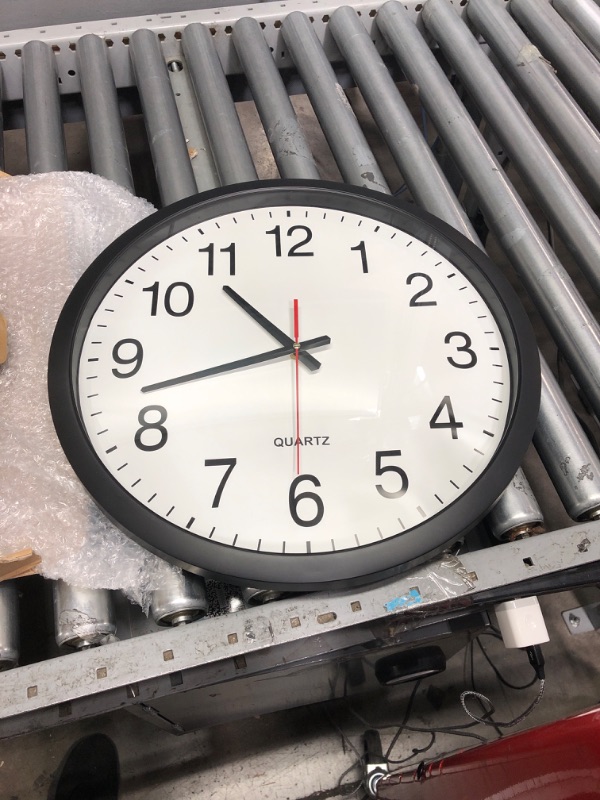 Photo 1 of BROKEN HOUR HAND Bernhard Products Black Wall Clock Silent Non Ticking - XL 18 Inch Quality Quartz Battery Operated Round Easy to Read Home/Office/Classroom/School Clock Black 18 Inch