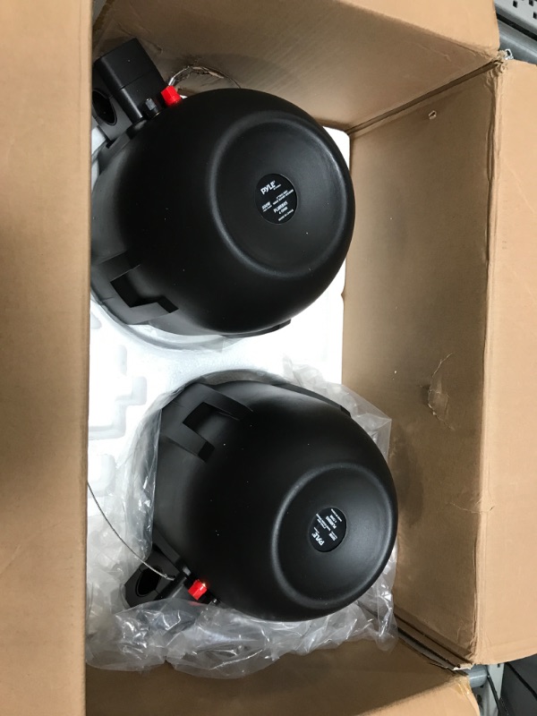 Photo 1 of ***SEE NOTES*** 
Pyle Waterproof Marine Wakeboard Tower Speakers - 8in Dual Subwoofer Speaker Set and 1” Tweeter with 300 Watt Power - 2-way Boat Audio Stereo System with Mounting Bracket - 1 Pair - Pyle PLMRW85

