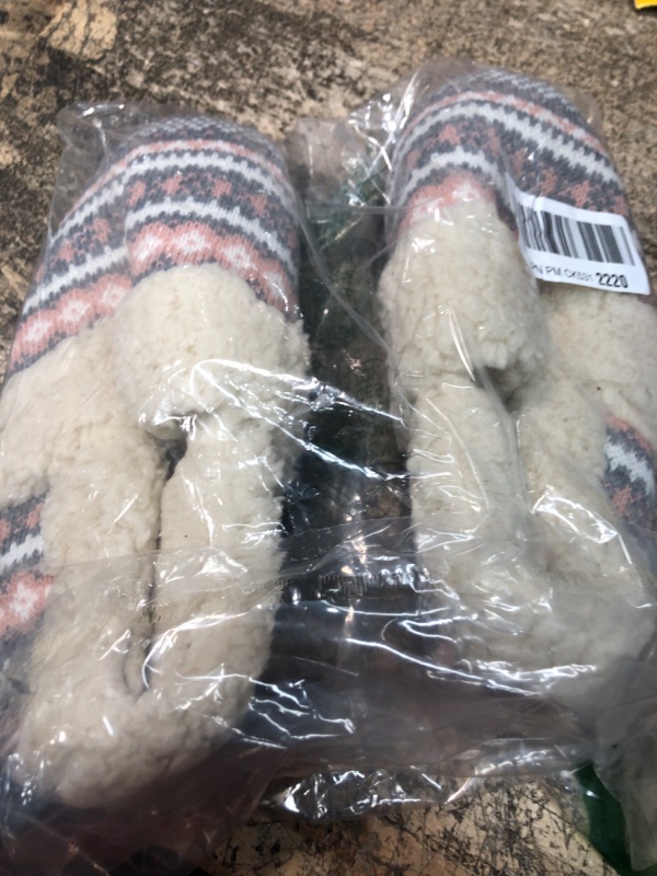 Photo 1 of  size 8 slippers 