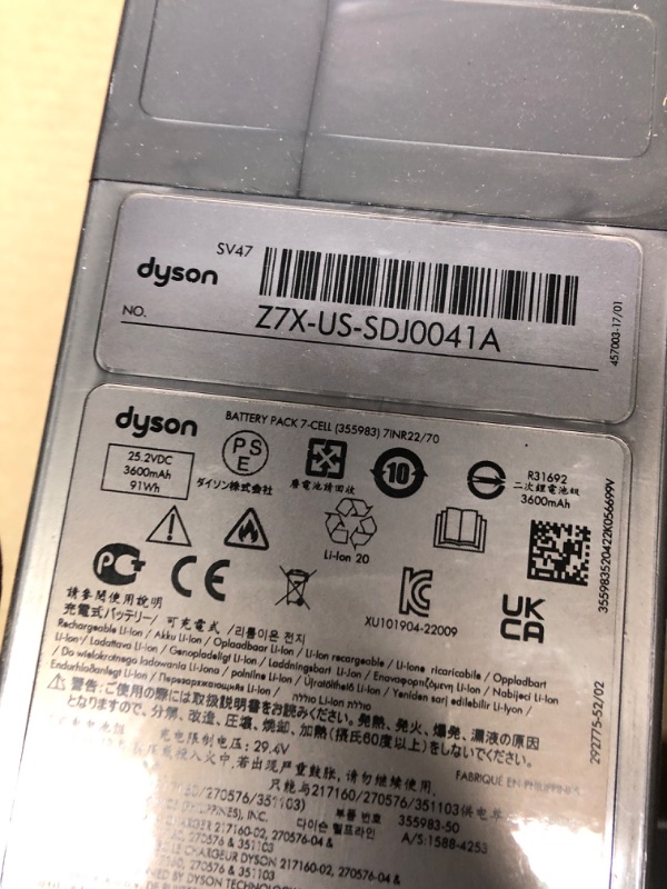 Photo 4 of ****READ****
**NON REFUNDABLE NO RETURNS SOLD AS IS**PARTS ONLY**Dyson V15 Detect Cordless Vacuum Cleaner, Yellow/Nickel