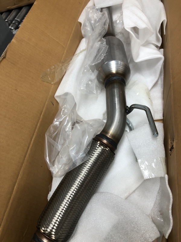 Photo 2 of JT Exhaust Catalytic Converter Compatible with 2010-2014 Golf, 2005-2014 Jetta, 2012-2014 Passat 2.5L Engine BGP(ONE O2 HOLE) (EPA Compliant)(Catalyst+ Grade)