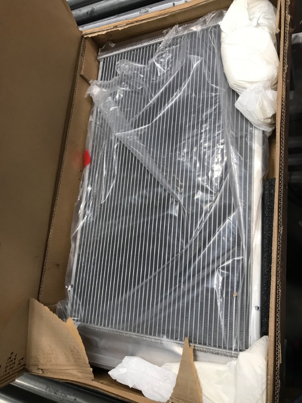 Photo 1 of 3 Row Aluminum Radiator Compatible with 1970-1987 Chevy/GMC C/K/G-Series C10 C20 C25 C30 C3500 K10 K20 Nova Camaro Blazer 1971 1972 1973 1975 1980 1983 1985 radiators
