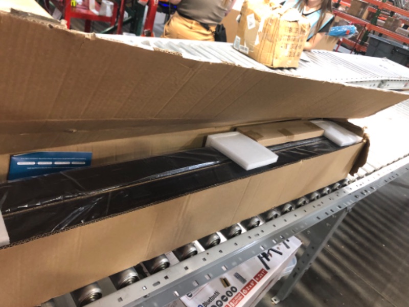 Photo 2 of ***USED***
Barrina LED Linear Light with Remote Control, 4FT Seamless Connection Suspended Light, 45W 3000K-6000k Color Changing, Dimmable Hanging LED Shop Light Fixtures for Office, ETL,4 Pack, 5568 Series