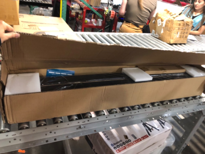 Photo 3 of ***USED***
Barrina LED Linear Light with Remote Control, 4FT Seamless Connection Suspended Light, 45W 3000K-6000k Color Changing, Dimmable Hanging LED Shop Light Fixtures for Office, ETL,4 Pack, 5568 Series