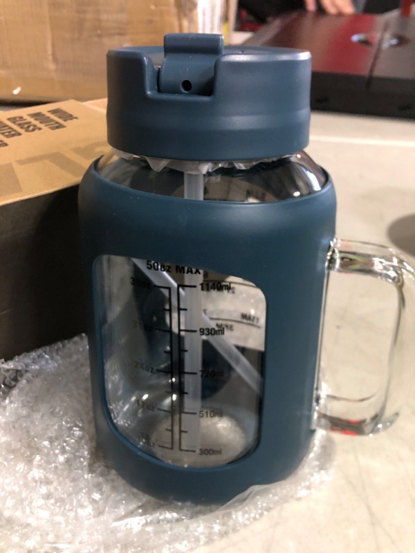 Photo 2 of (opened for inspection)(see images) 32 oz Glass Water Bottle with Handle, 100% Leak Proof Glass Tumbler with Built-In Straw Lid