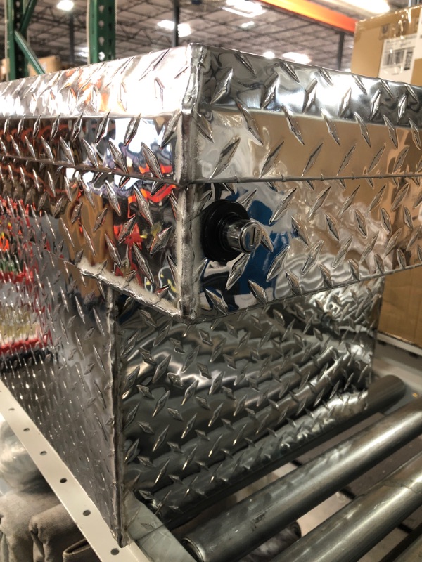 Photo 1 of craftsmanDZ8163 Red Label Crossover Tool Box