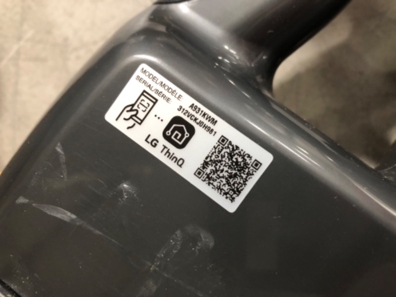 Photo 1 of ***USED - DIRTY - COVERED IN SCUFFS AND SCRAPES - POWERS ON - UNABLE TO TEST FURTHER - NO PACKAGING***
LG CordZero A931KWM All in One Cordless Stick Vacuum with Auto Empty, New Dual Floor Max Nozzle, Quick Release Rechargeable Battery, 10 Year Motor Warra