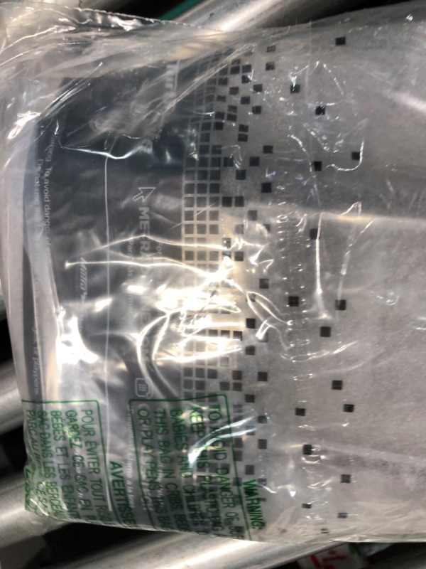 Photo 1 of Metra Electronics 99-7804B Aftermarket Radio Installation Dash Kit